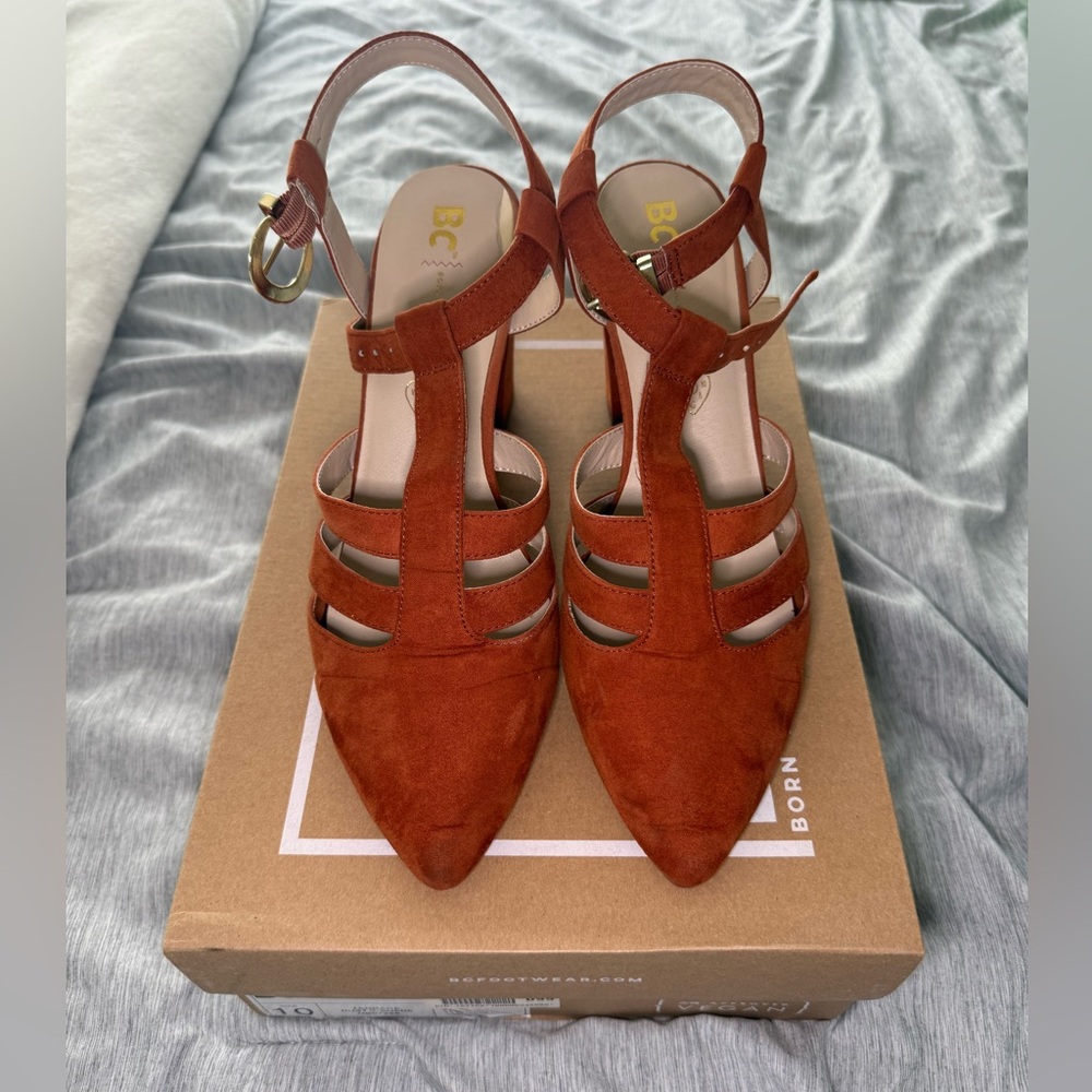 Born in California Rust Colored Strap-y Block Heel in Size 10